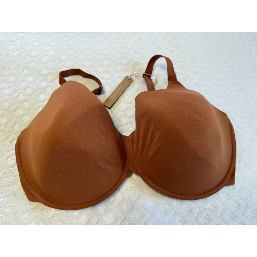 NWT  SKIMS T-Shirt Underwire Demi‎ Bra Bronze 40DDDD (not 40DDD)